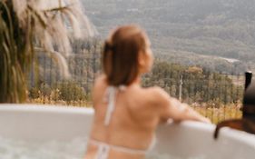 Okno na Beskidy-domek LAS z balią , sauną i niesamowitym widokiem na góry